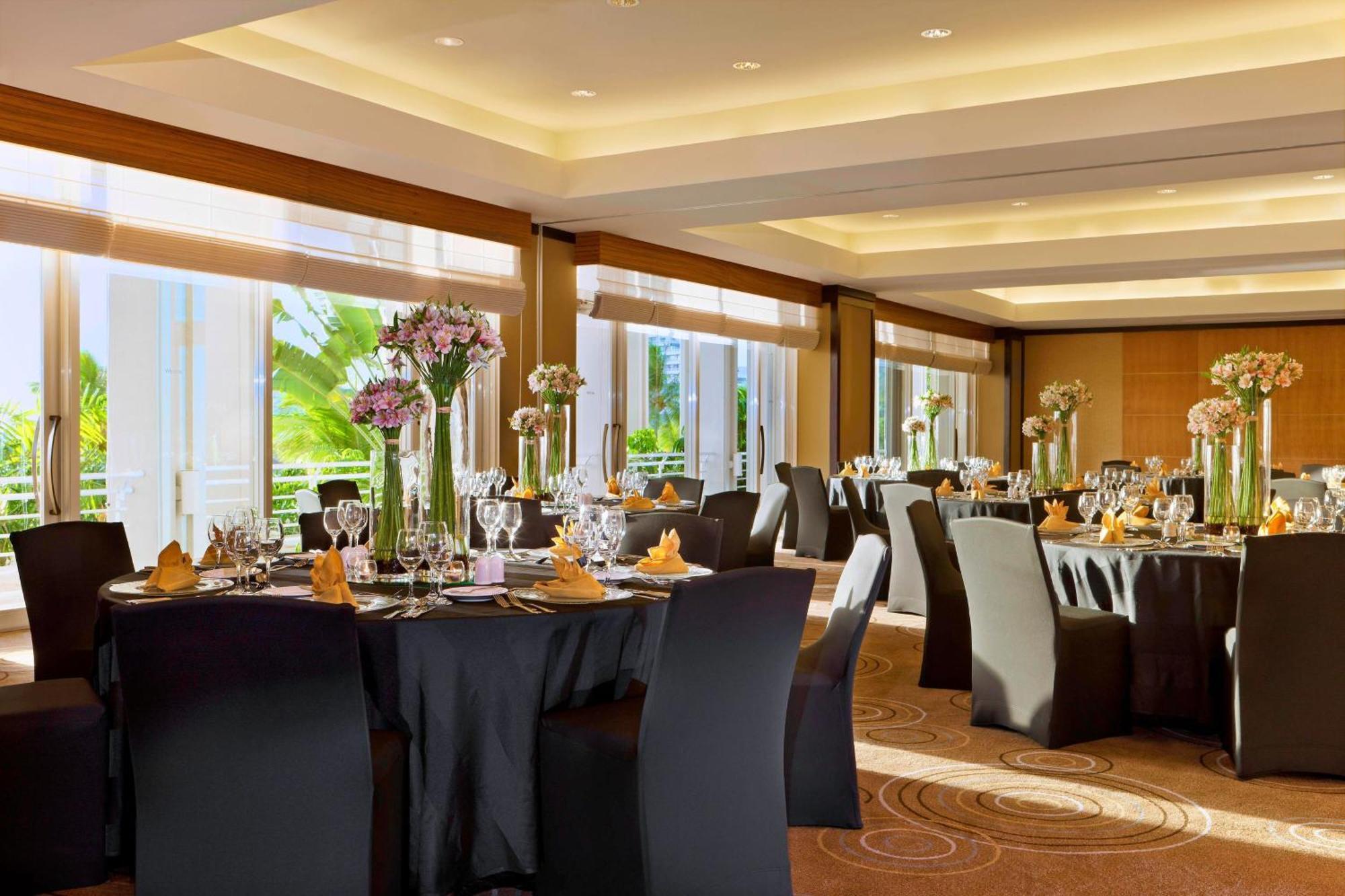 The Westin Resort Guam Tumon Exterior photo